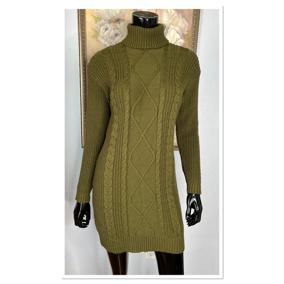 For G and PL Women Cable Knit Turtleneck Sweater Dress Sz M - Picture 4 of 7